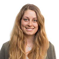 Praktikantin Larissa Aron - Hypo Vorarlberg Praktikantin Larissa Aron
